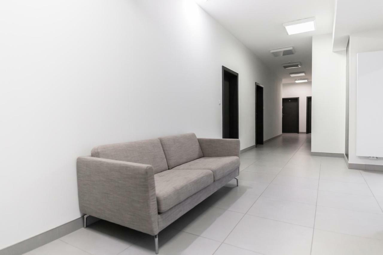 Goldeneye Apartment Center Breslavia Esterno foto